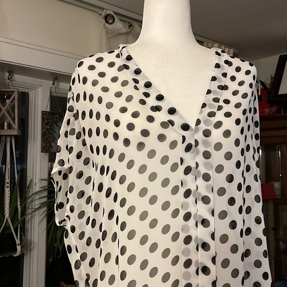 Victoria secret blouse   - Picture 2 of 6